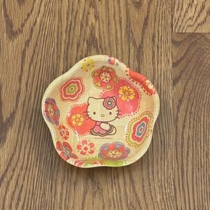 Hello Kitty Floral Serveware - Pink, Red, Orange